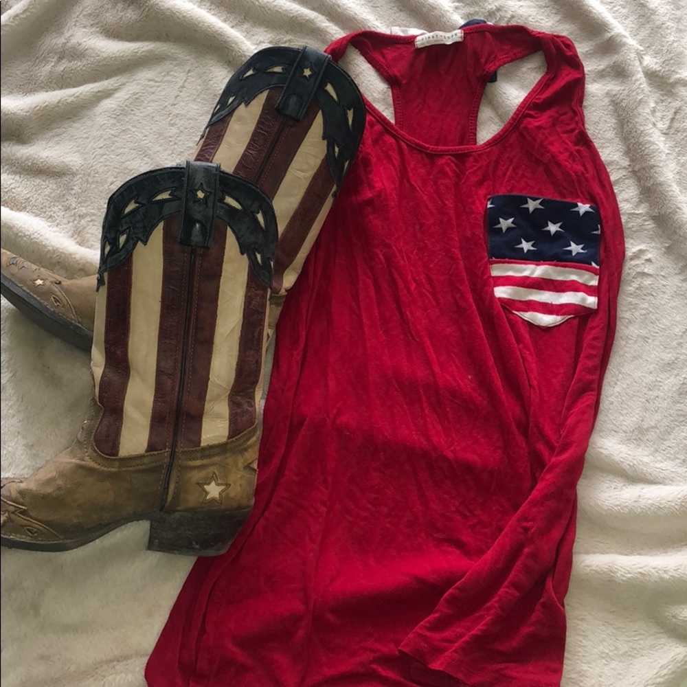 Red tank with American flag pocket and bow